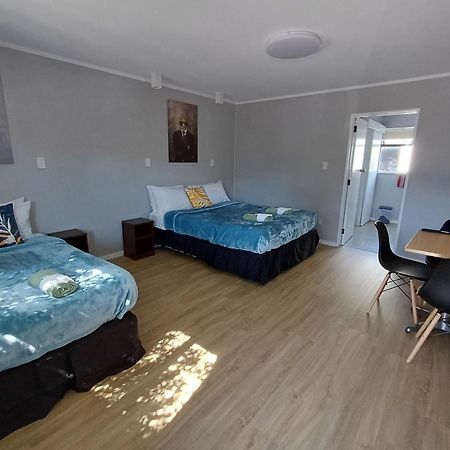 Gothic Heights Motel Крайстчёрч Экстерьер фото