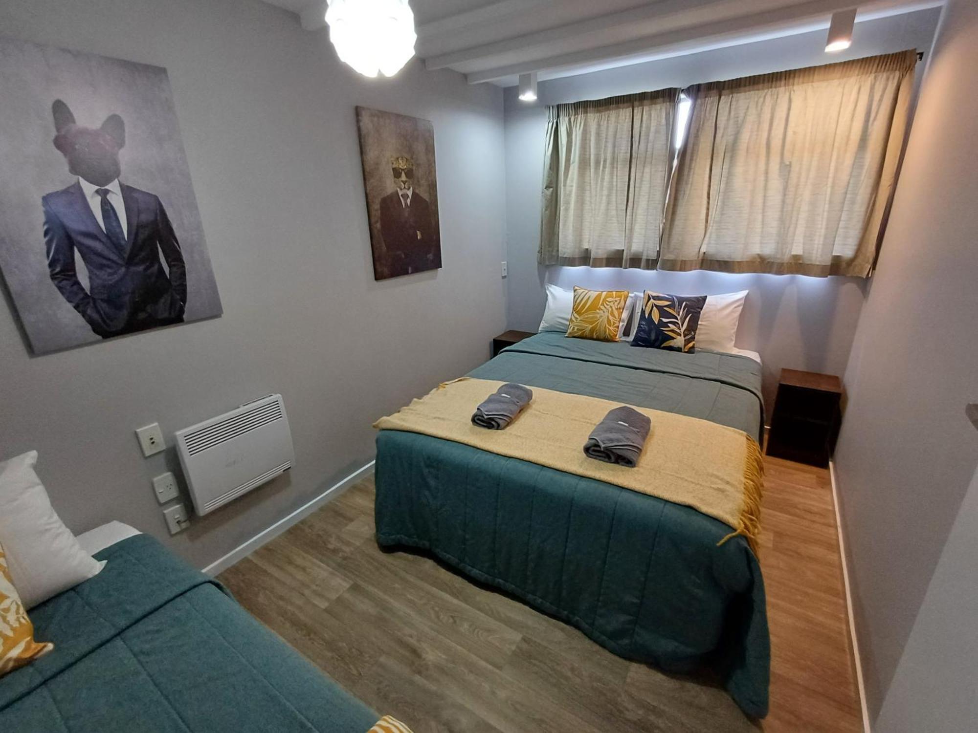 Gothic Heights Motel Крайстчёрч Номер фото
